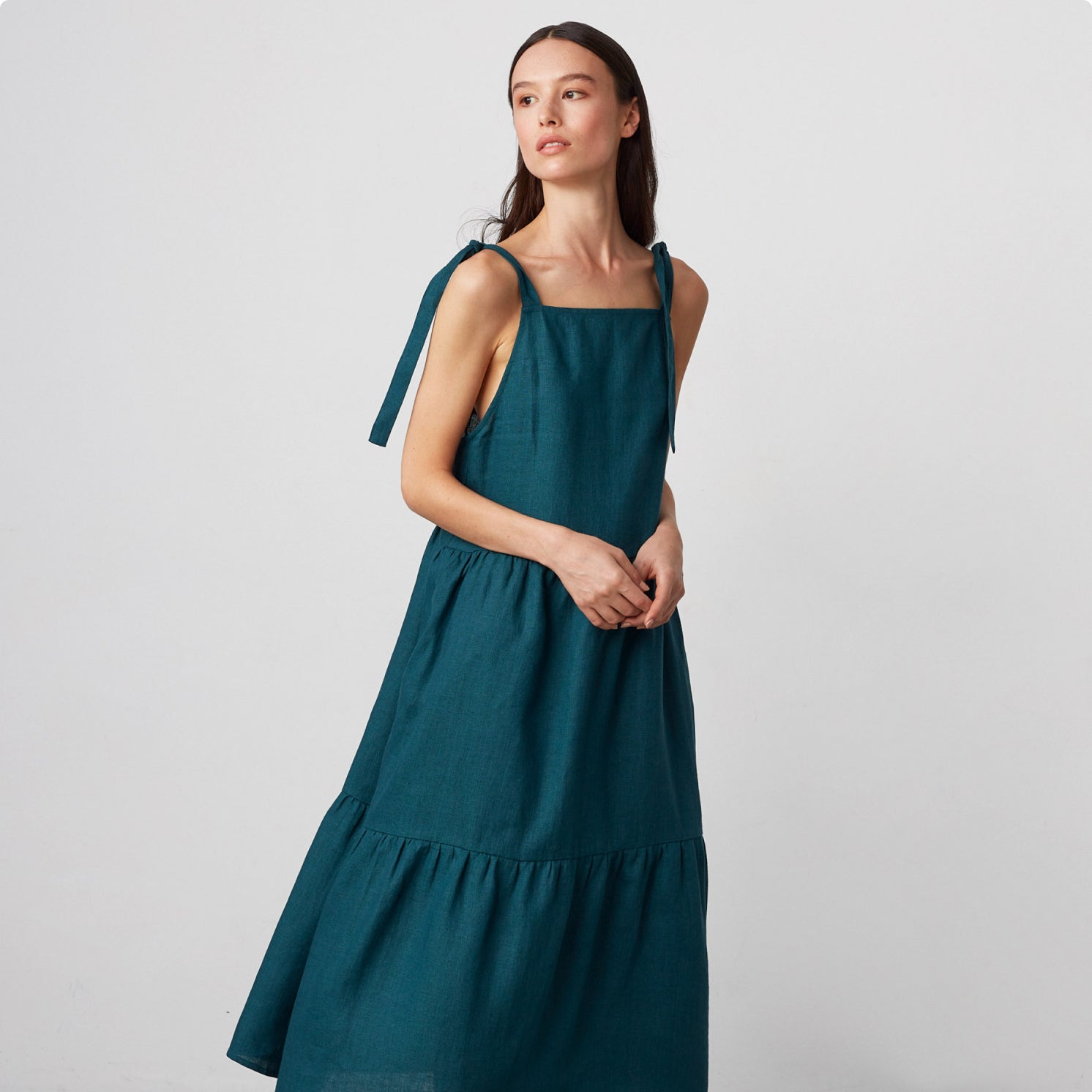 BERRY Linen Strap Dress