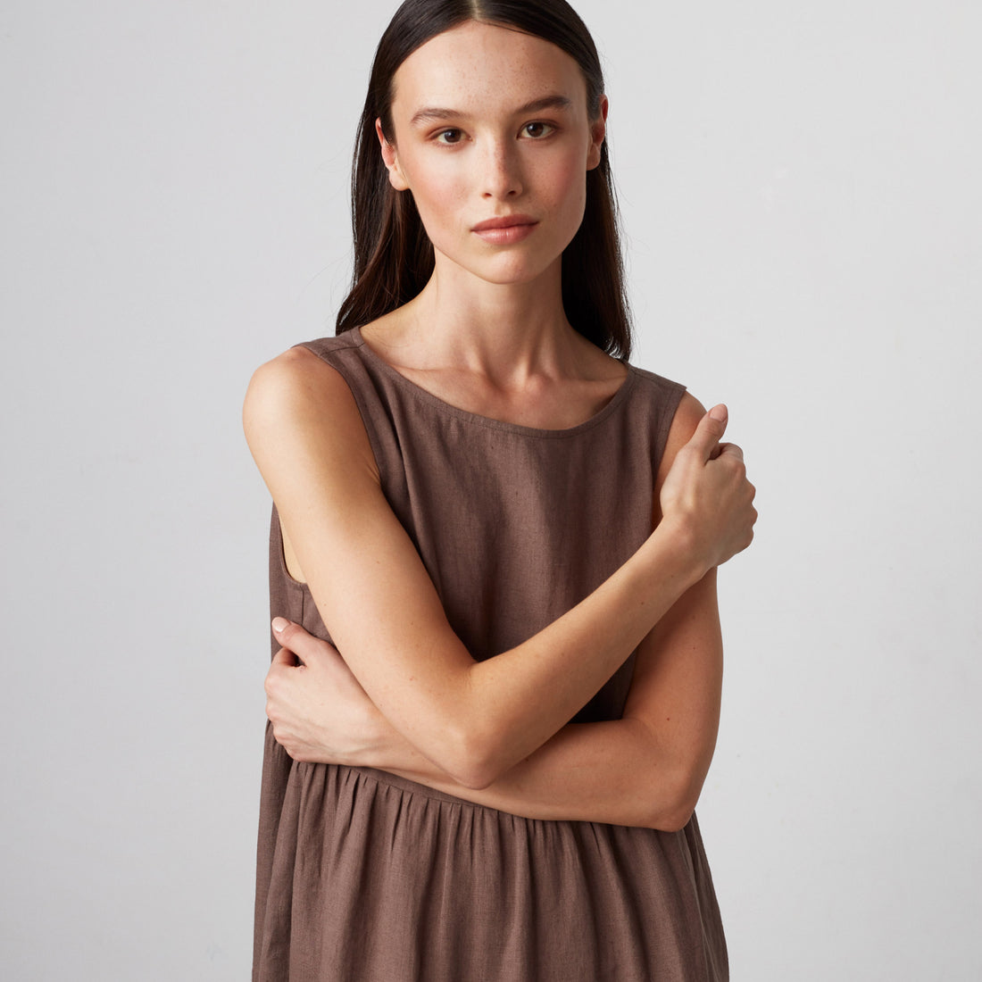 AGOTA Sleeveless Linen Midi Dress