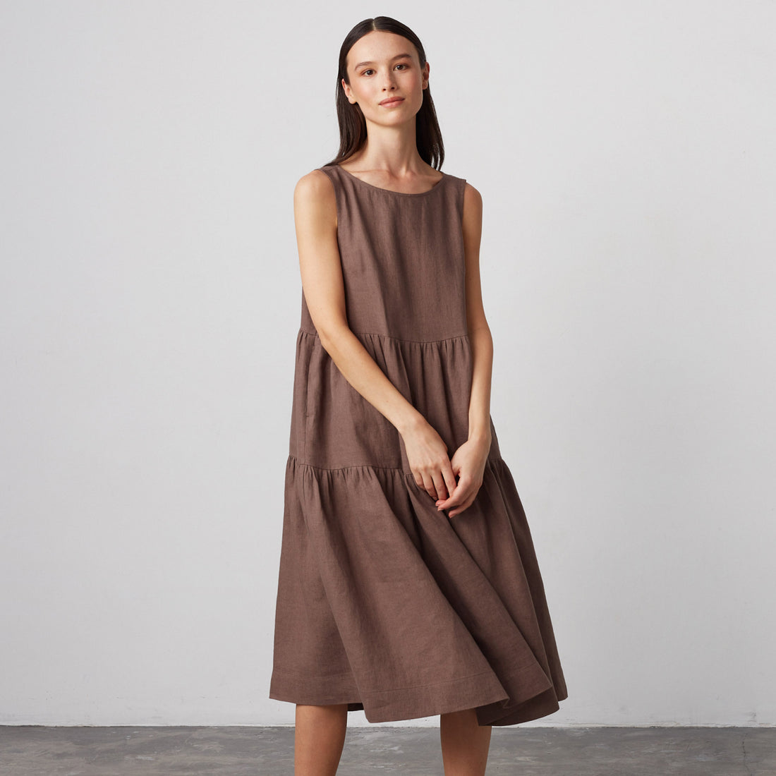 AGOTA Sleeveless Linen Midi Dress